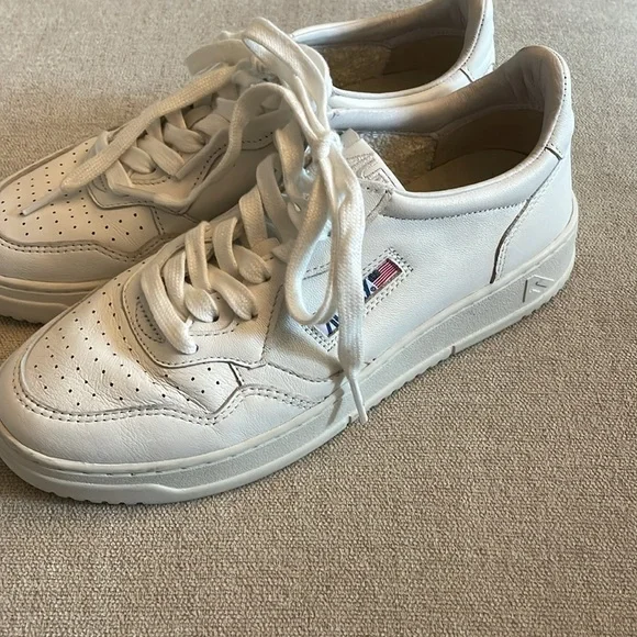 Autry Medalist Low Sneakers Napa Leather- 10 US - Picture 4 of 9
